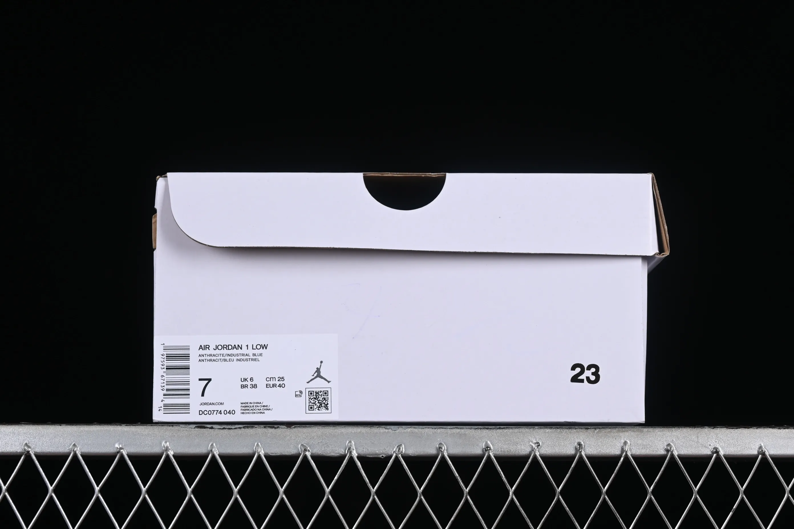 All categories Air Jordan Jordan series basketball shoes Air Jordan 1 Low Air Jordan 1 Low AJ1 Joe 1 black gray blue hook low-top cultural basketball shoes DC0774-040